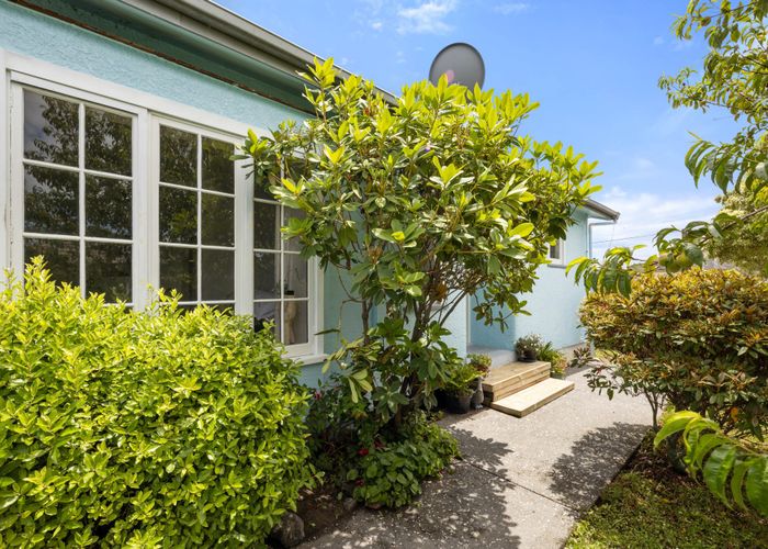  at 1/52 Sheldon Street, Woolston, Christchurch