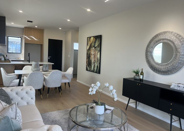  at 9 Octans Road, Westgate, Waitakere City, Auckland