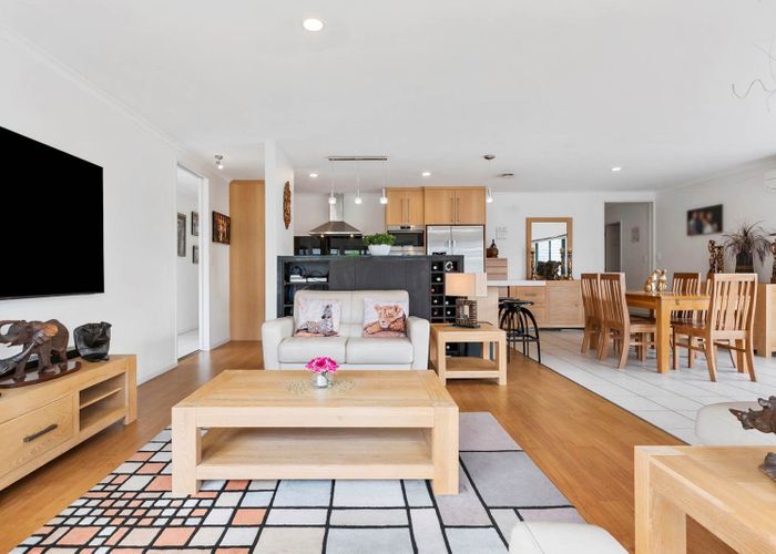  at 9 Mulroy Place, East Tamaki Heights, Manukau City, Auckland