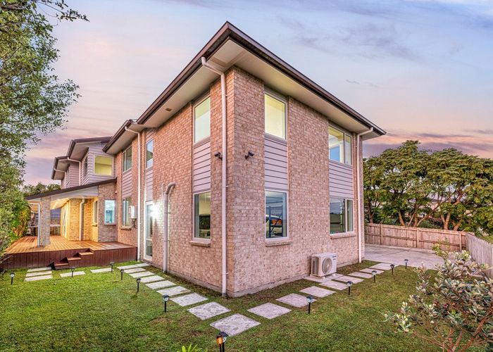  at 18 Irongate Avenue, Ranui, Waitakere City, Auckland