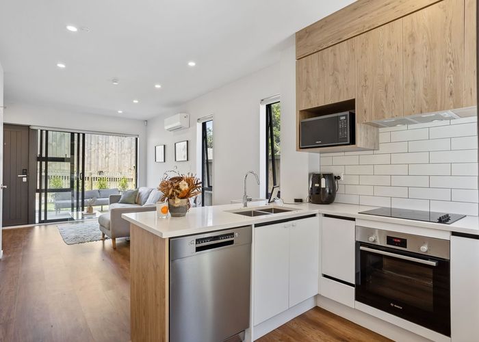  at 3/22 Coniston Avenue, Te Atatu South, Waitakere City, Auckland