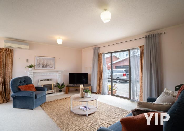  at 19D Trafalgar Street, Johnsonville, Wellington