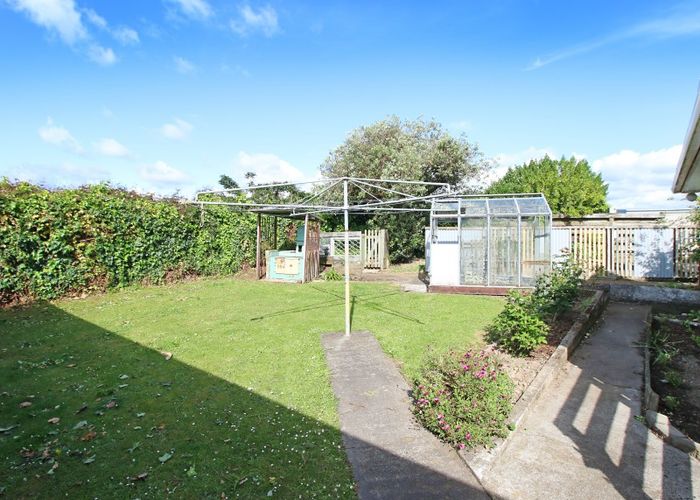  at 28 Meadowbrook Drive, Cloverlea, Palmerston North