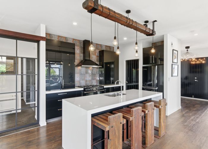  at 112 Hills Road, Edgeware, Christchurch City, Canterbury