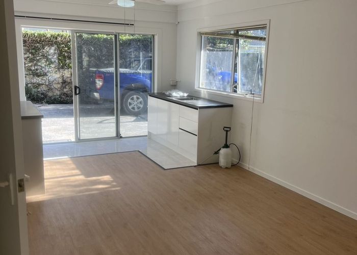  at 36B Saddleback Rise, Murrays Bay, North Shore City, Auckland