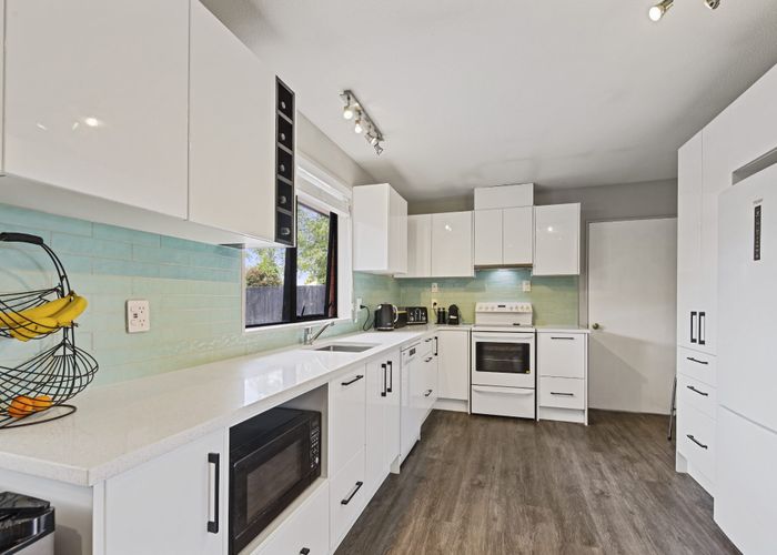  at 183b Langdons Road, Northcote, Christchurch City, Canterbury