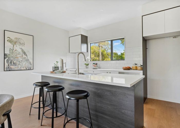  at 4 & 5/21 Erima Avenue, Point England, Auckland City, Auckland