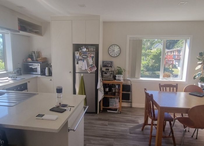  at 1 Glenvale Place, Totara Vale, North Shore City, Auckland