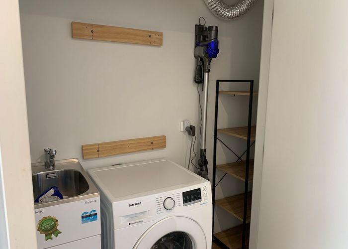  at 5/9 Surrey Street, Tawa, Wellington, Wellington