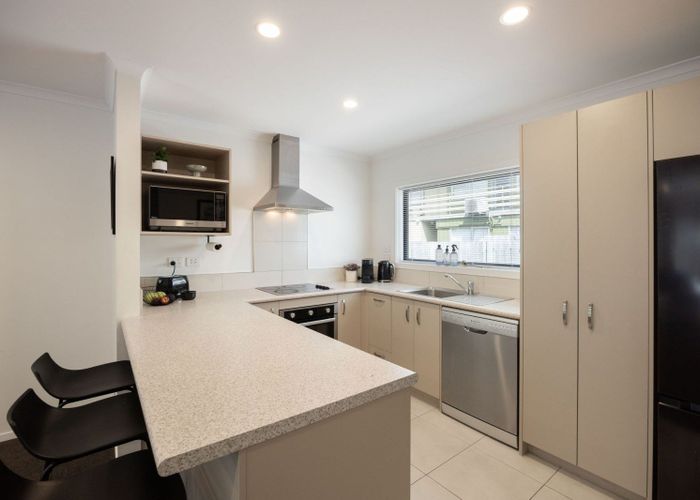  at 2/3 Manning Street, Hamilton City Central, Hamilton, Waikato