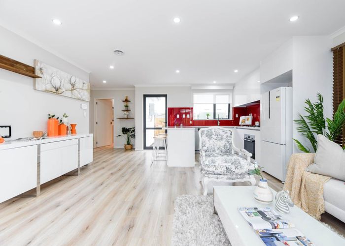  at 21C Busby Street, Blockhouse Bay, Auckland