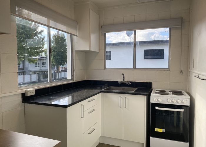  at 2/21 Edgecumbe Street, Whitiora, Hamilton, Waikato
