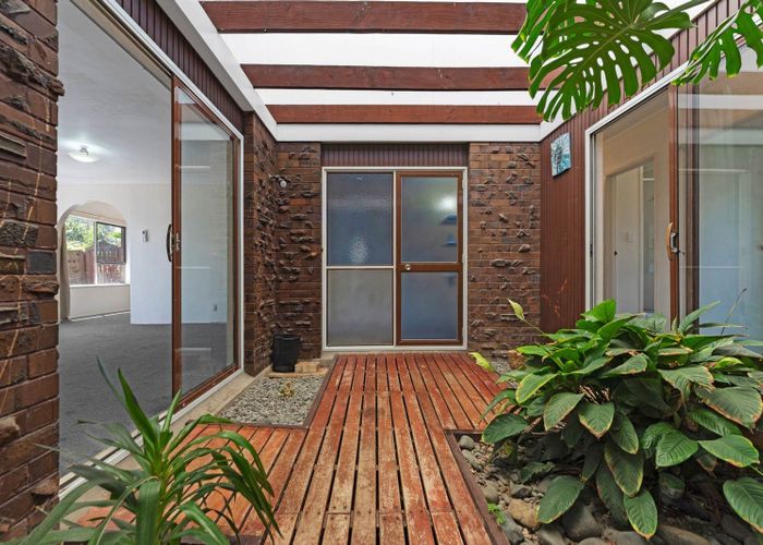  at 41 Stanniland Street, Sunnyhills, Manukau City, Auckland