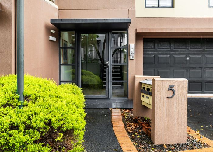  at 1B/5 Furneaux Way, Remuera, Auckland City, Auckland