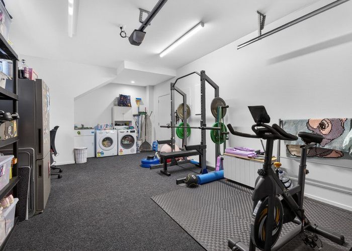  at 3E Breakwater Way, Whitby, Porirua, Wellington