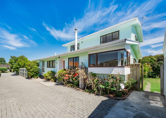  at 49a Belvedere Avenue, Waikanae, Kapiti Coast, Wellington