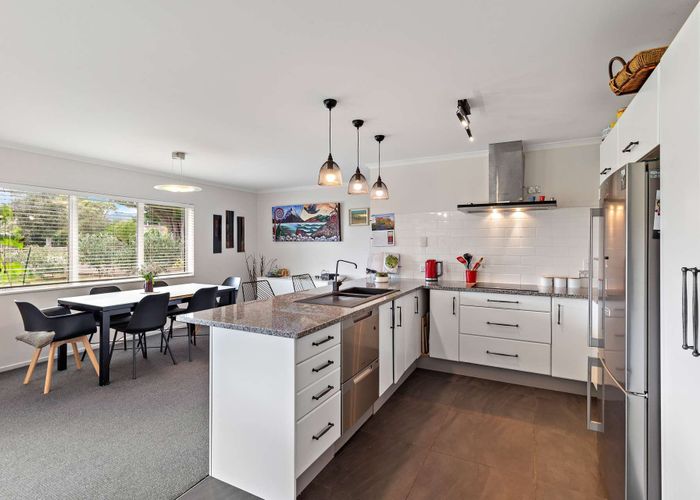  at 1098 Queen Street East, Levin, Horowhenua, Manawatu / Whanganui