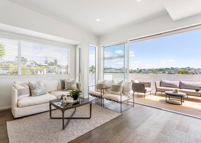  at 281A East Coast Road, Mairangi Bay, North Shore City, Auckland