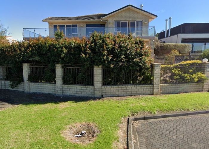  at 20 Danica Esplanade, Te Atatu Peninsula, Auckland