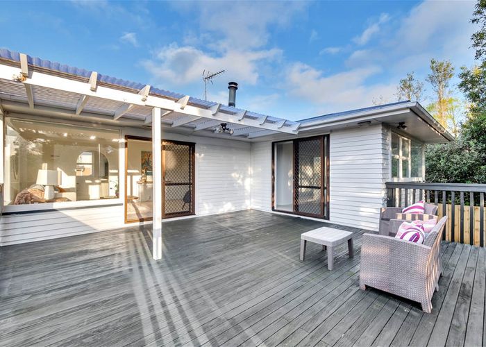  at 32A Dundee Place, Blockhouse Bay, Auckland