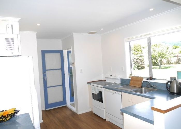  at 39 Andrew Street, Waikanae