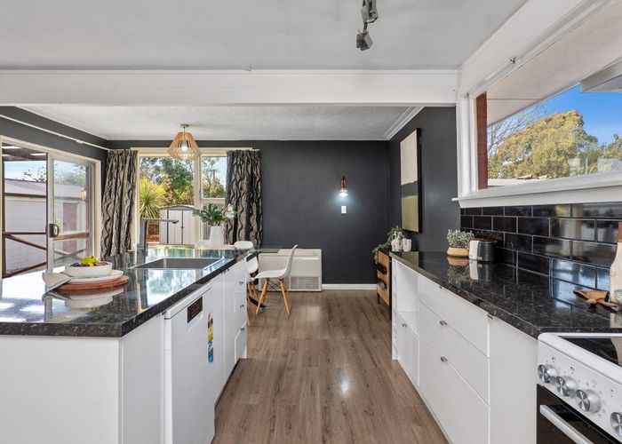  at 50 Gould Crescent, Woolston, Christchurch City, Canterbury