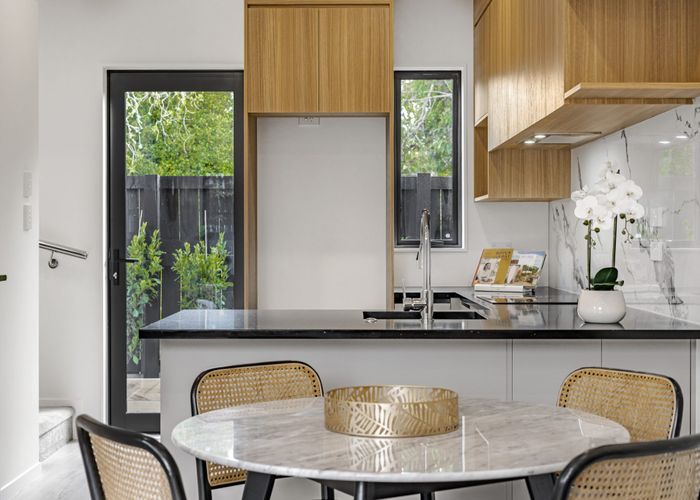  at 39 Brandon Road, Glen Eden, Waitakere City, Auckland