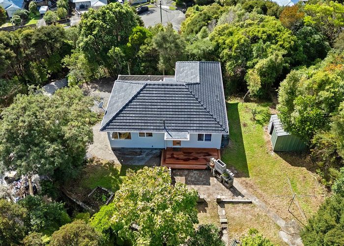  at 27 James Grove, Stokes Valley, Lower Hutt, Wellington