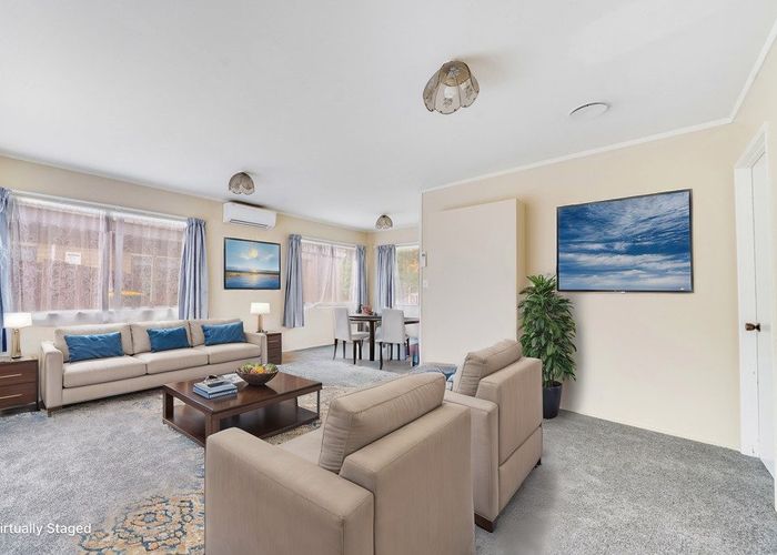  at 2/20 Hillside Road, Papatoetoe, Auckland