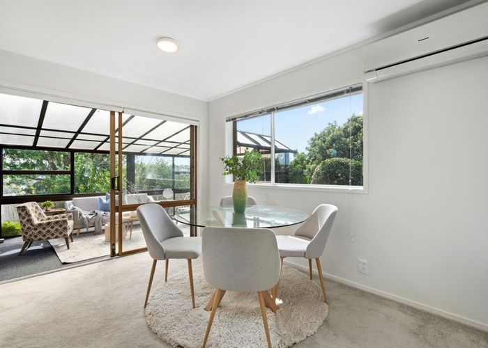  at 1/12 Hollyhock Place, Browns Bay, Auckland
