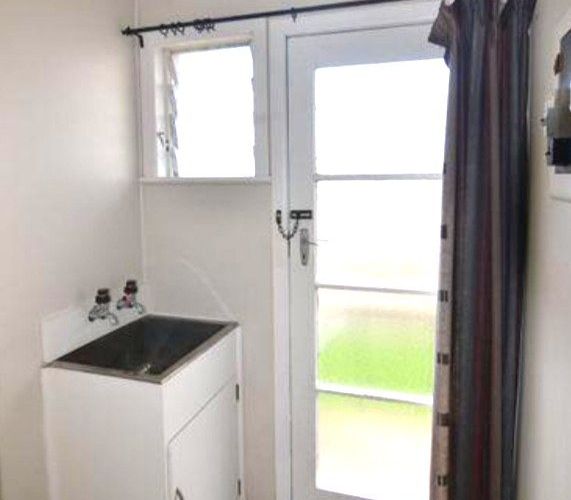  at 4/18 Herbert Road, Mount Eden, Auckland City, Auckland