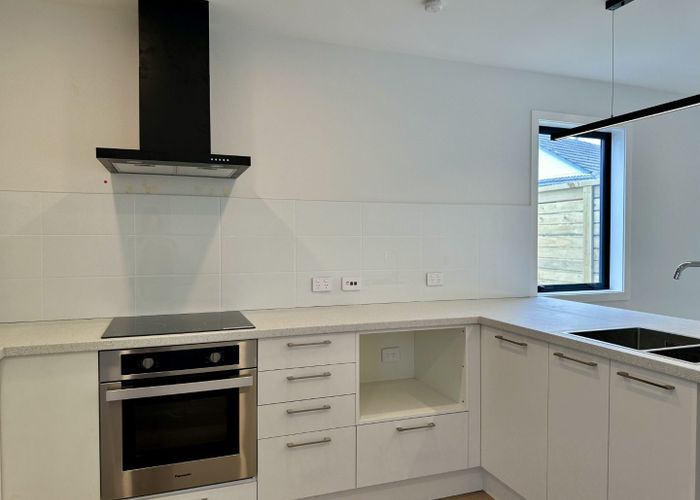  at 17e Gibson Cres, Naenae, Lower Hutt, Wellington