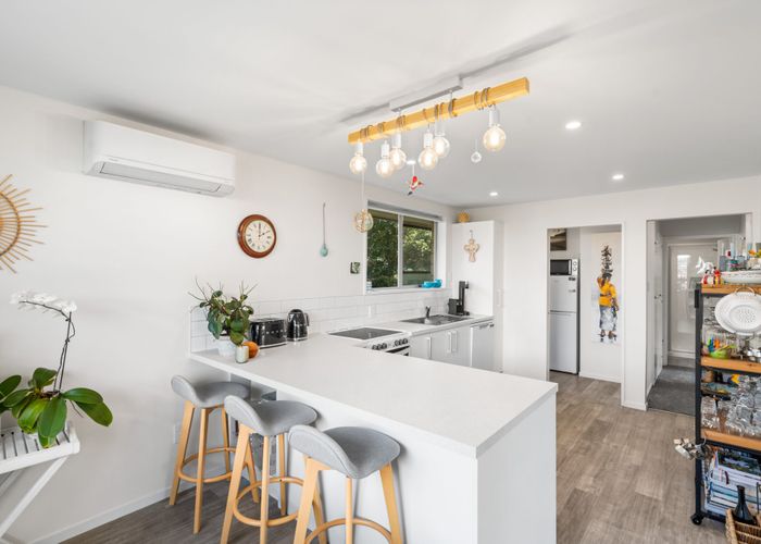  at 27 Truro Street, Sumner, Christchurch