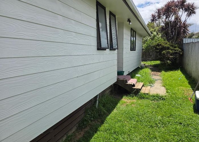  at 2/162 Finlayson Avenue, Clendon Park, Manukau City, Auckland