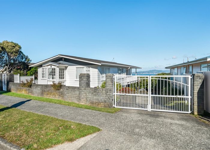  at 24 Cypress Drive, Maungaraki, Lower Hutt