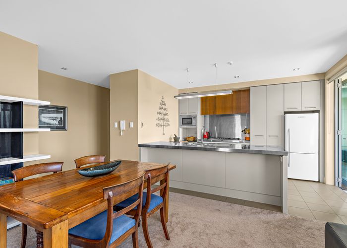  at 5 Little Compton Mews, Snells Beach, Snells Beach