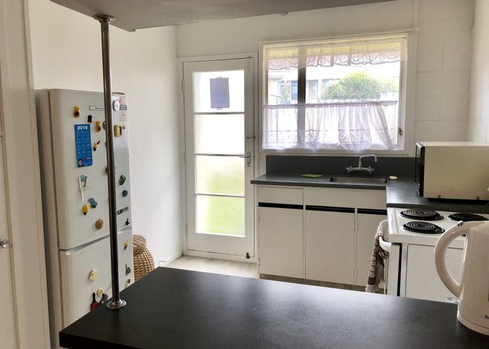  at 2/109 Sycamore Drive, Sunnynook, North Shore City, Auckland