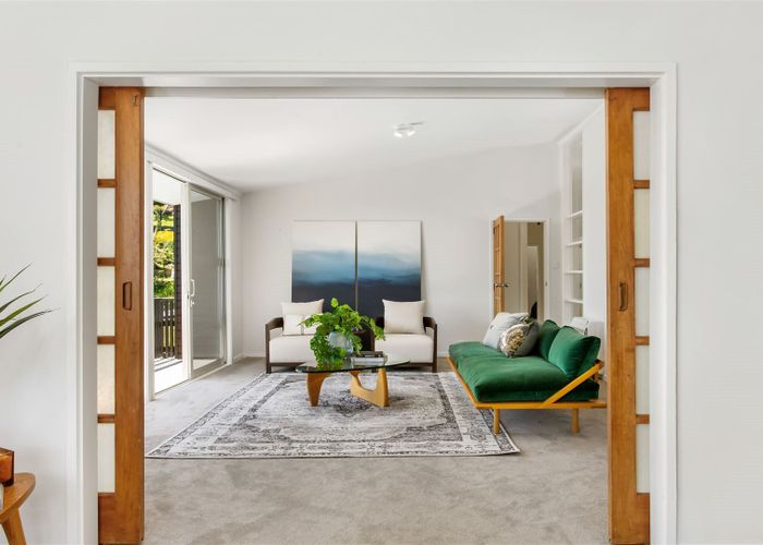  at 8 Pentre Terrace, Cashmere, Christchurch