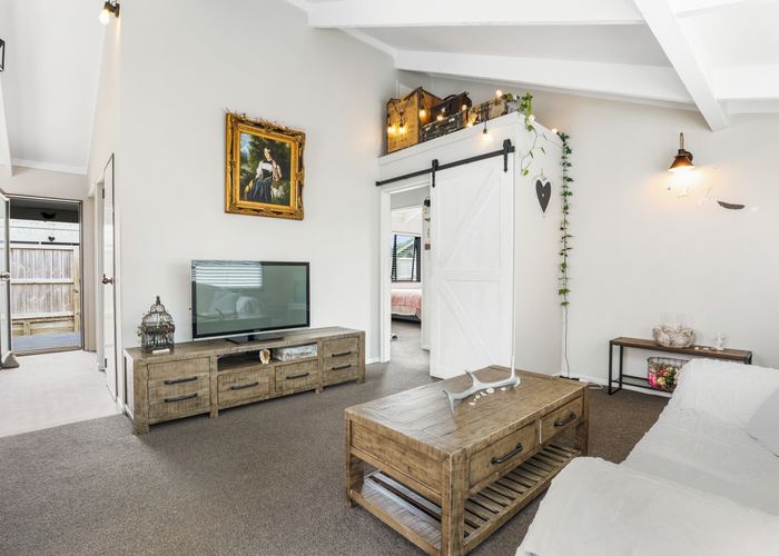  at 81B Albert Street, Hamilton East, Hamilton
