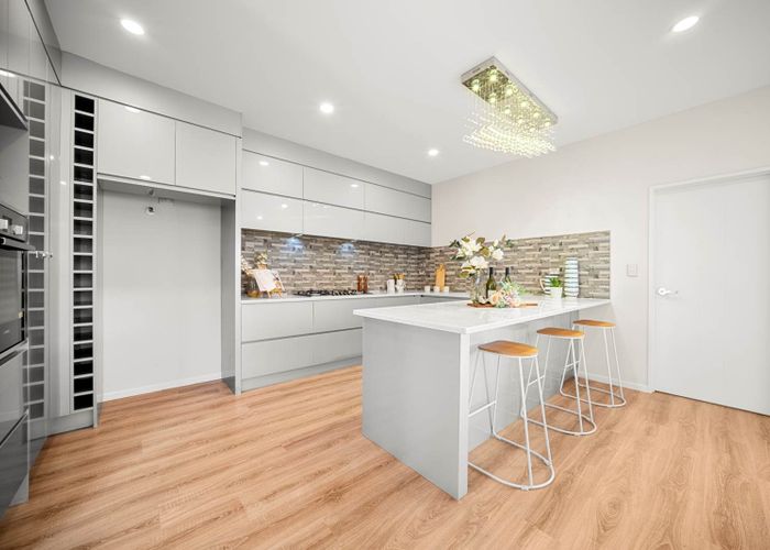  at 9 Fong Road, Flat Bush, Manukau City, Auckland