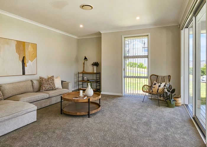  at 4 Colonial Drive, Silverdale, Silverdale