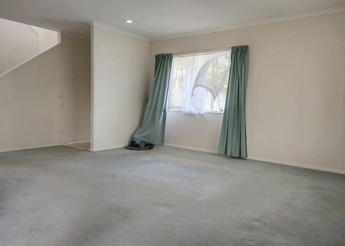  at 2/108 Bob Charles Drive, Golflands, Manukau City, Auckland