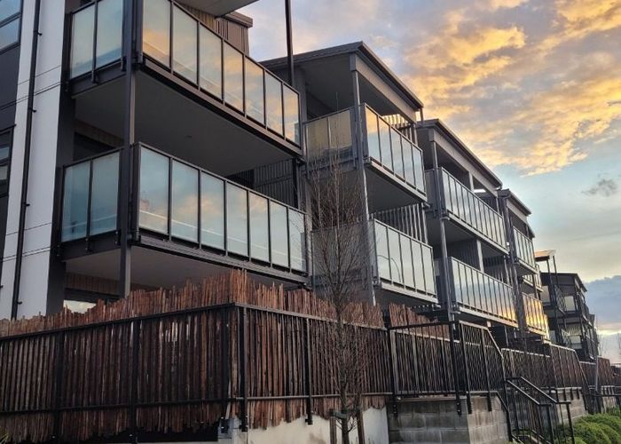  at 302/30 Shortfin Place, Flat Bush, Manukau City, Auckland