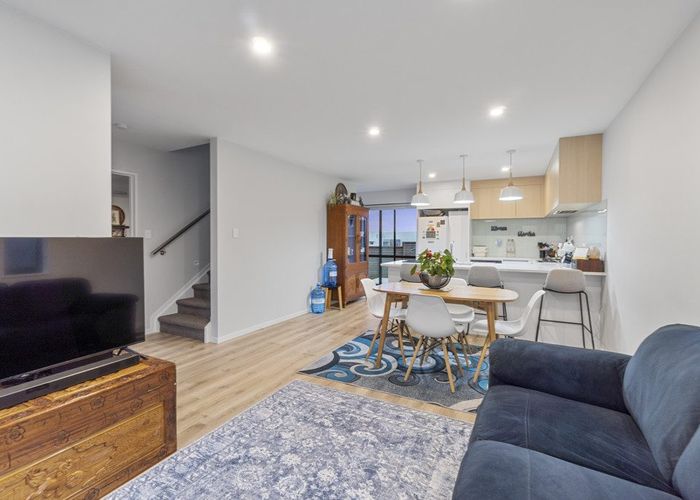  at 4 Finn Place, Mount Wellington, Auckland City, Auckland