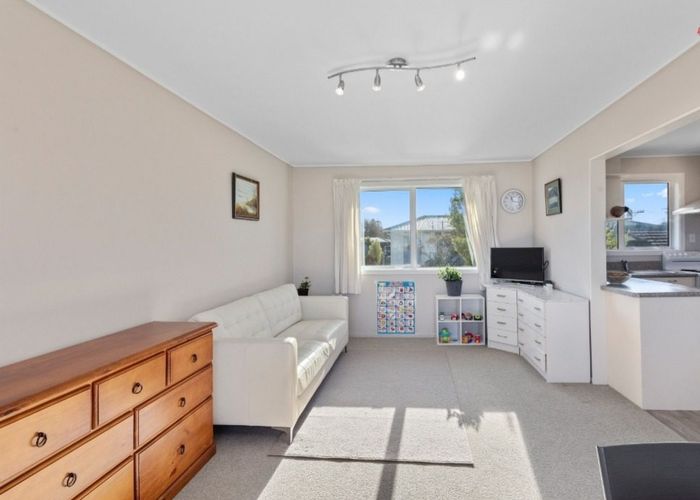  at 40e Leighton Ave, Waiwhetu, Lower Hutt, Wellington