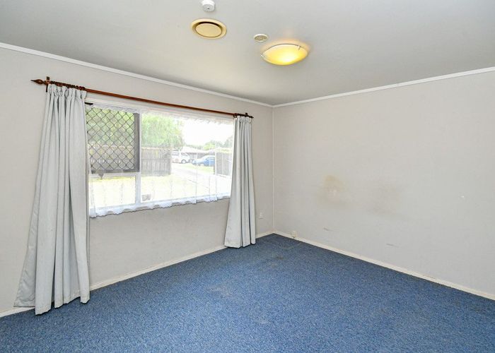  at 38 Walter Strevens Drive, Conifer Grove, Takanini