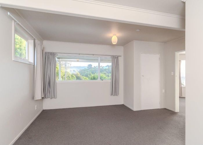  at Flat 2/106A  Newlands Road, Newlands, Wellington, Wellington