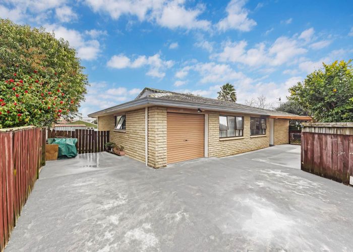  at 42C Hoteo Avenue, Papatoetoe, Manukau City, Auckland