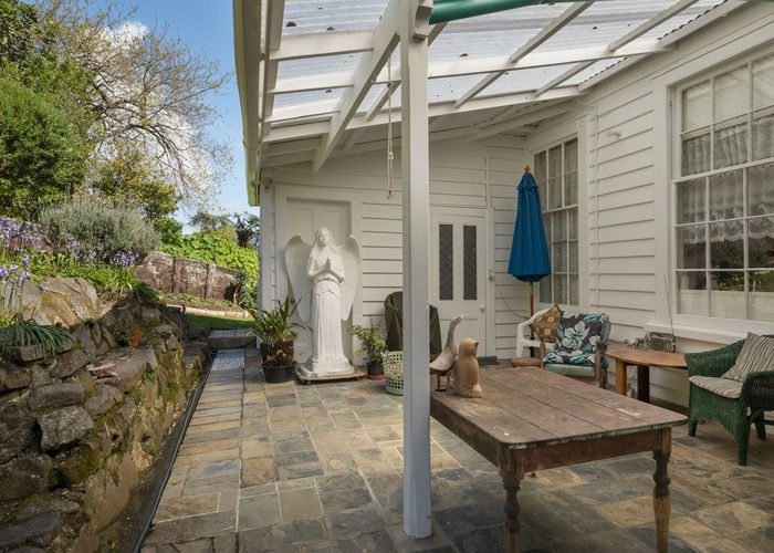  at 300 Thames Coast Road, Thornton Bay, Thames-Coromandel, Waikato