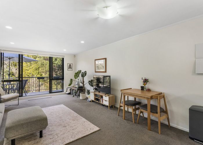  at 48/8 Flynn Street, Birkdale, Auckland